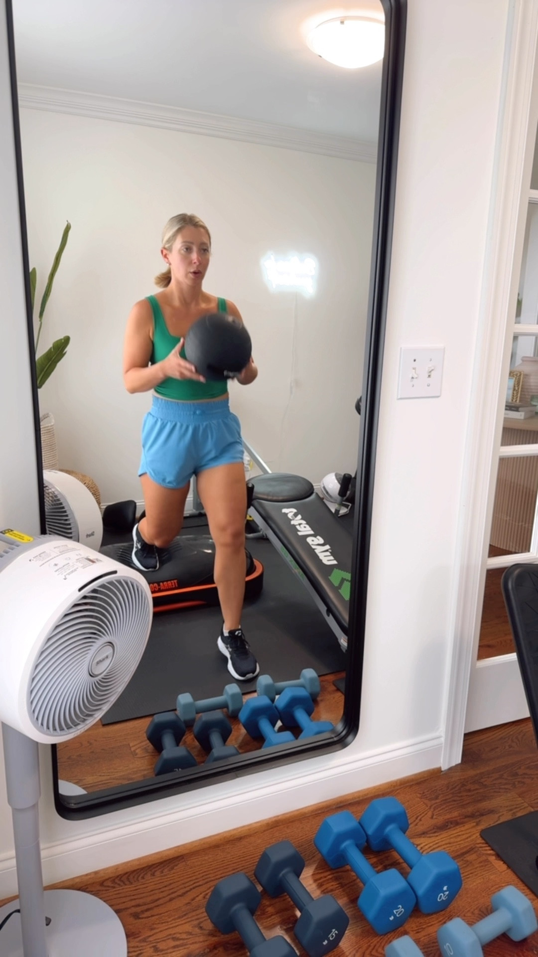 Workout OOTD 💙 Size small in both!

Amazon fashion, workouts, fitness, athleisure 

#LTKSaleAlert #LTKStyleTip #LTKFitness