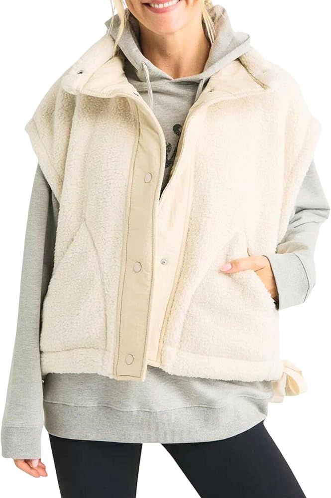 WEQULE Women's Fleece Vest Oversized Sherpa Sleeveless Jacket Button Down Pockets Vests Outerwear | Amazon (US)