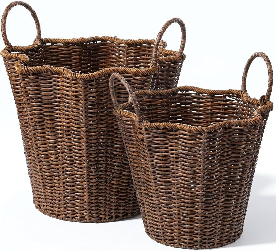 Sintuff Set of 2 Large Scalloped Wicker Blanket Baskets, Natural | Amazon (US)