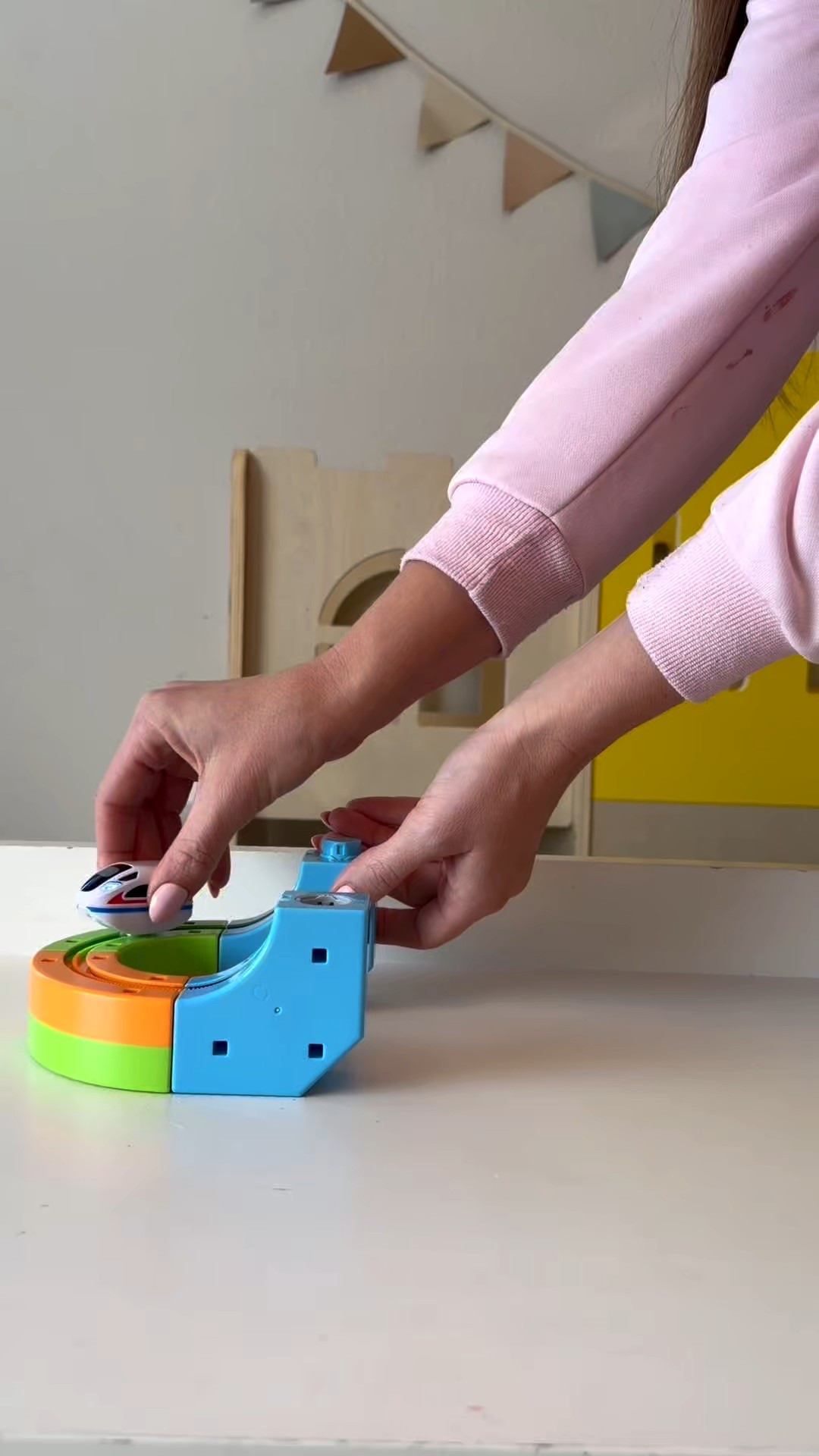 This zero gravity train is seriously so cool! It can drive upside down, sideways, twists and turns, you name it! Just click the pieces together and watch the train go 😍

#giftguide #toddlertoys #toysforkids #playroom #giftideasforkids

#LTKFamily #LTKKids #LTKBaby