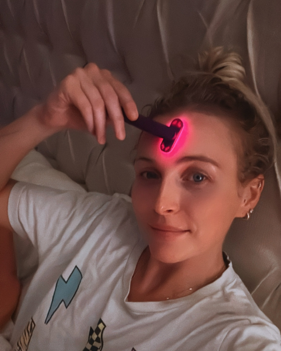 Red light wand for the win💜