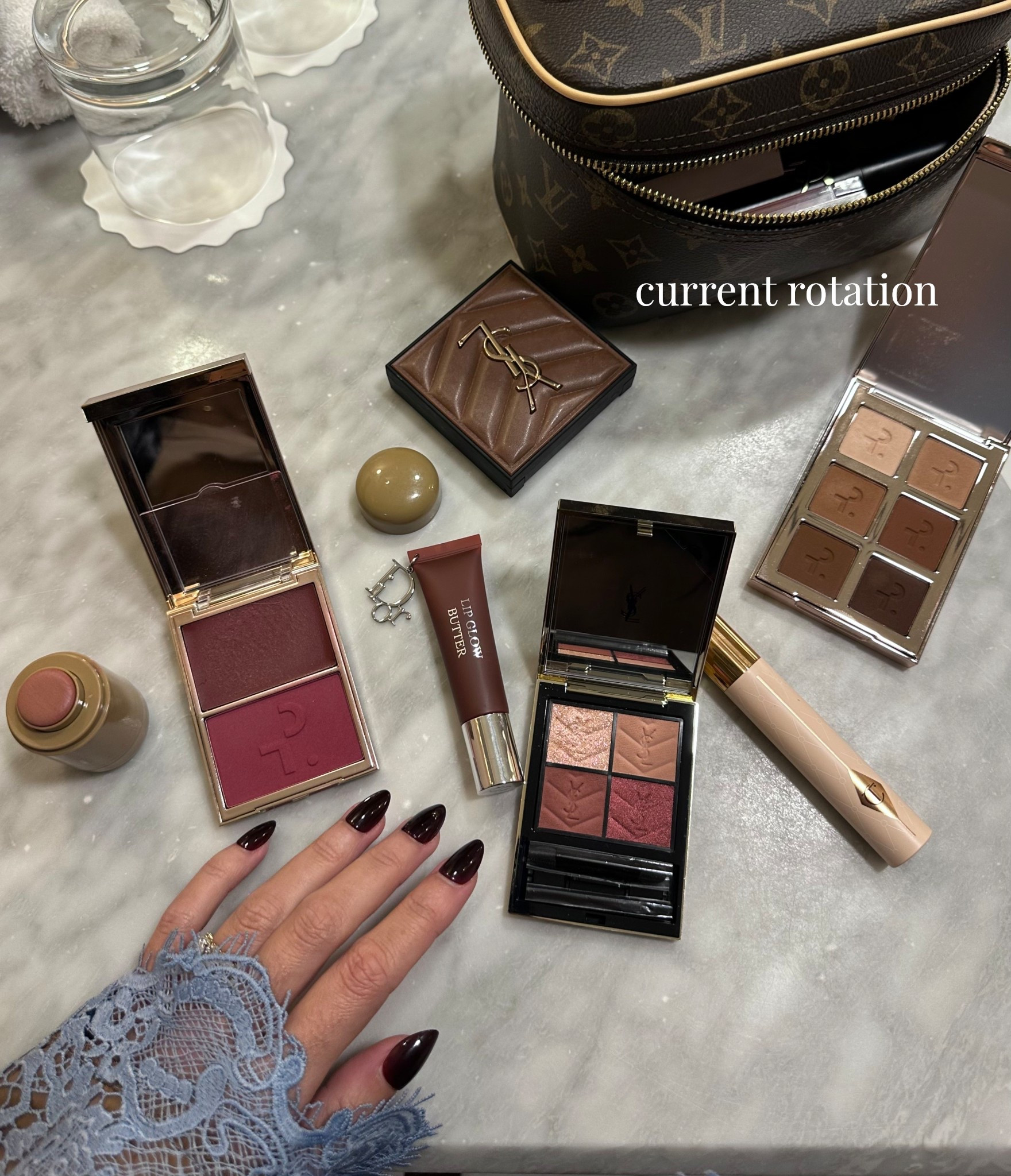 current makeup faves: patrick ta blush in ‘she’s wanted’, YSL bronzer in sienna, rhode pocket blush in ‘sun soak'

#LTKgrwm #LTKBeauty