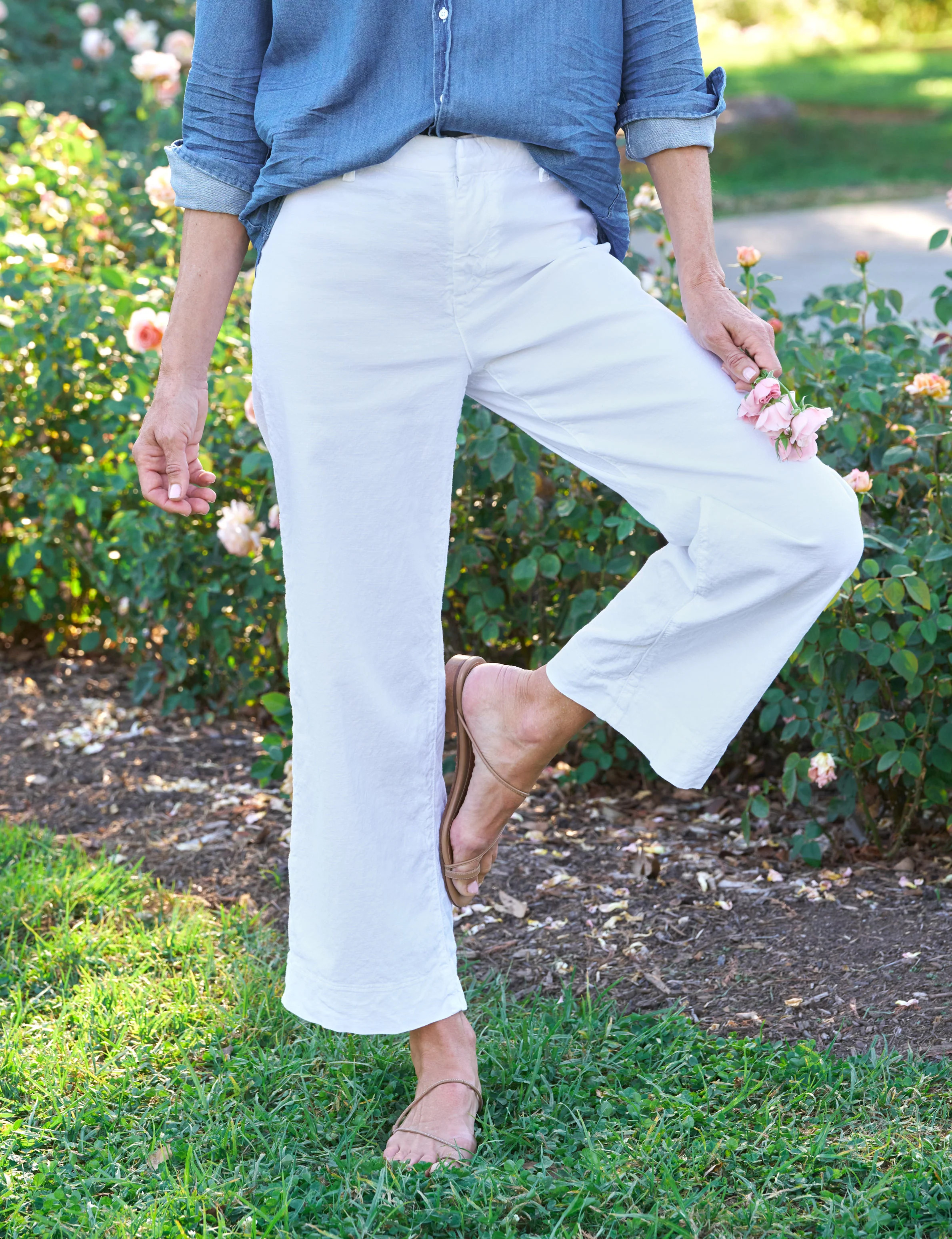 WEXFORD White, Italian Performance Linen | Frank & Eileen