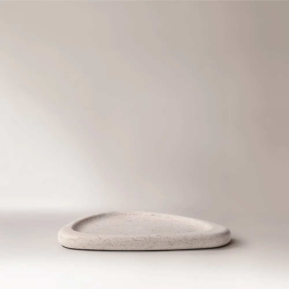 11" Organic Marble Tray | Hernest