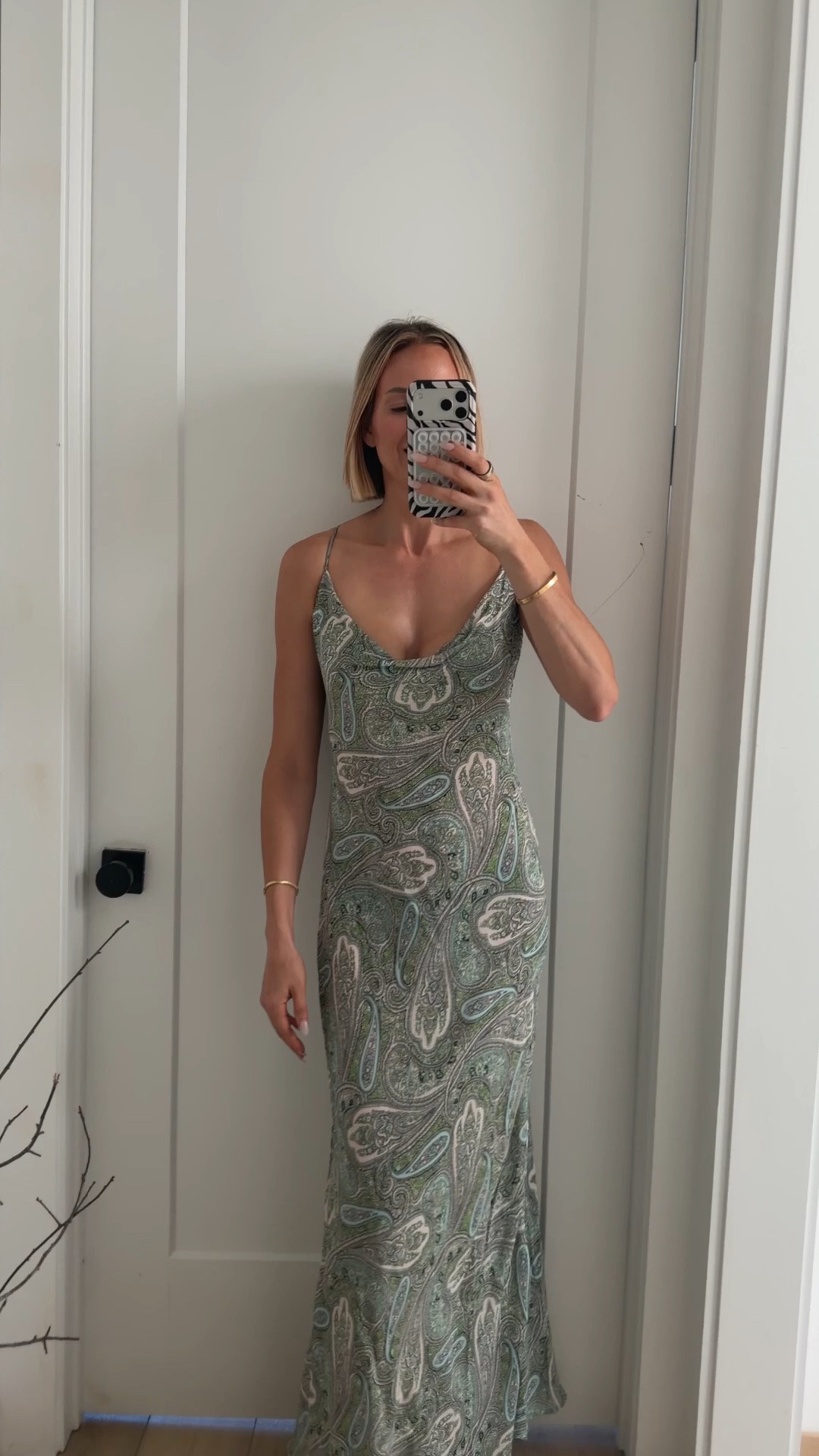 Comes with a matching long scarf! I forgot to put it on🤦🏼‍♀️ wearing a small ￼



@AFRM

#LTKTravel #LTKSeasonal #LTKWedding
