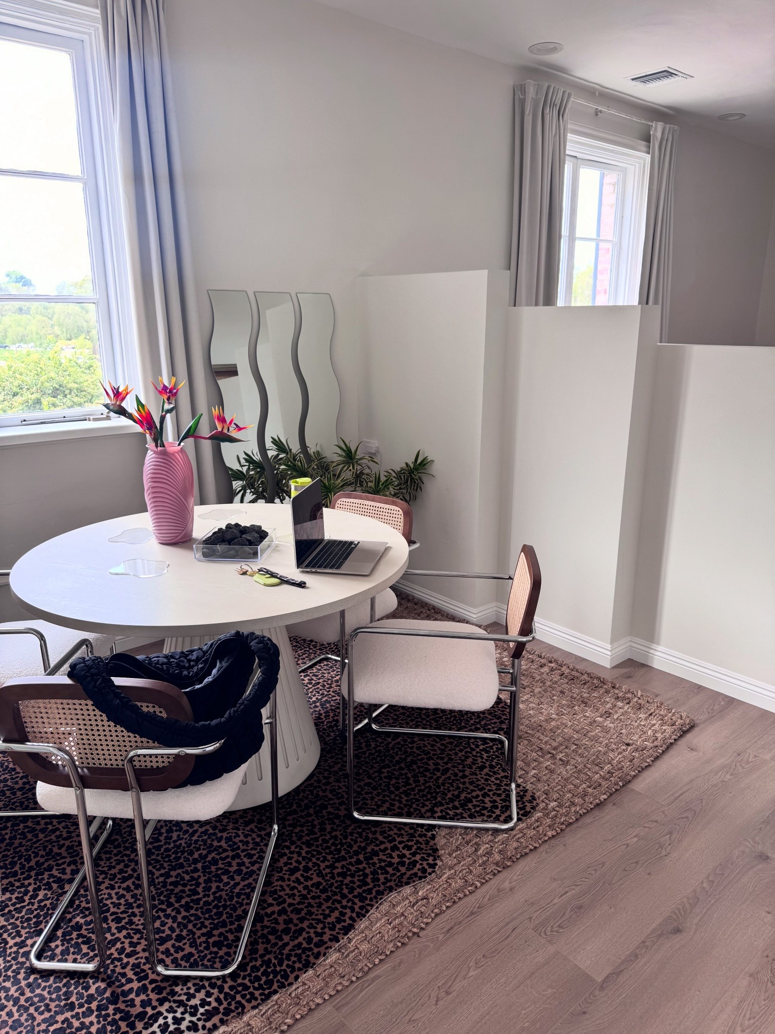 post Labor Day office views

#LTKCon #LTKHome #LTKFindsUnder50