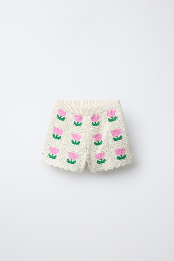 CROCHET KNIT SHORTS WITH FLOWERS | Zara US