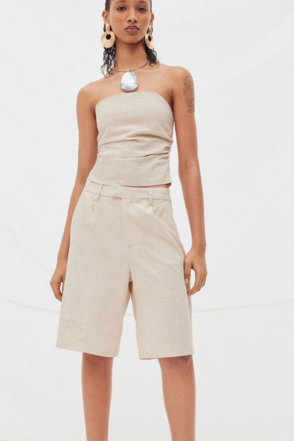 The Bermuda short and others from H&M

#LTKFindsUnder50 #LTKStyleTip #LTKSaleAlert