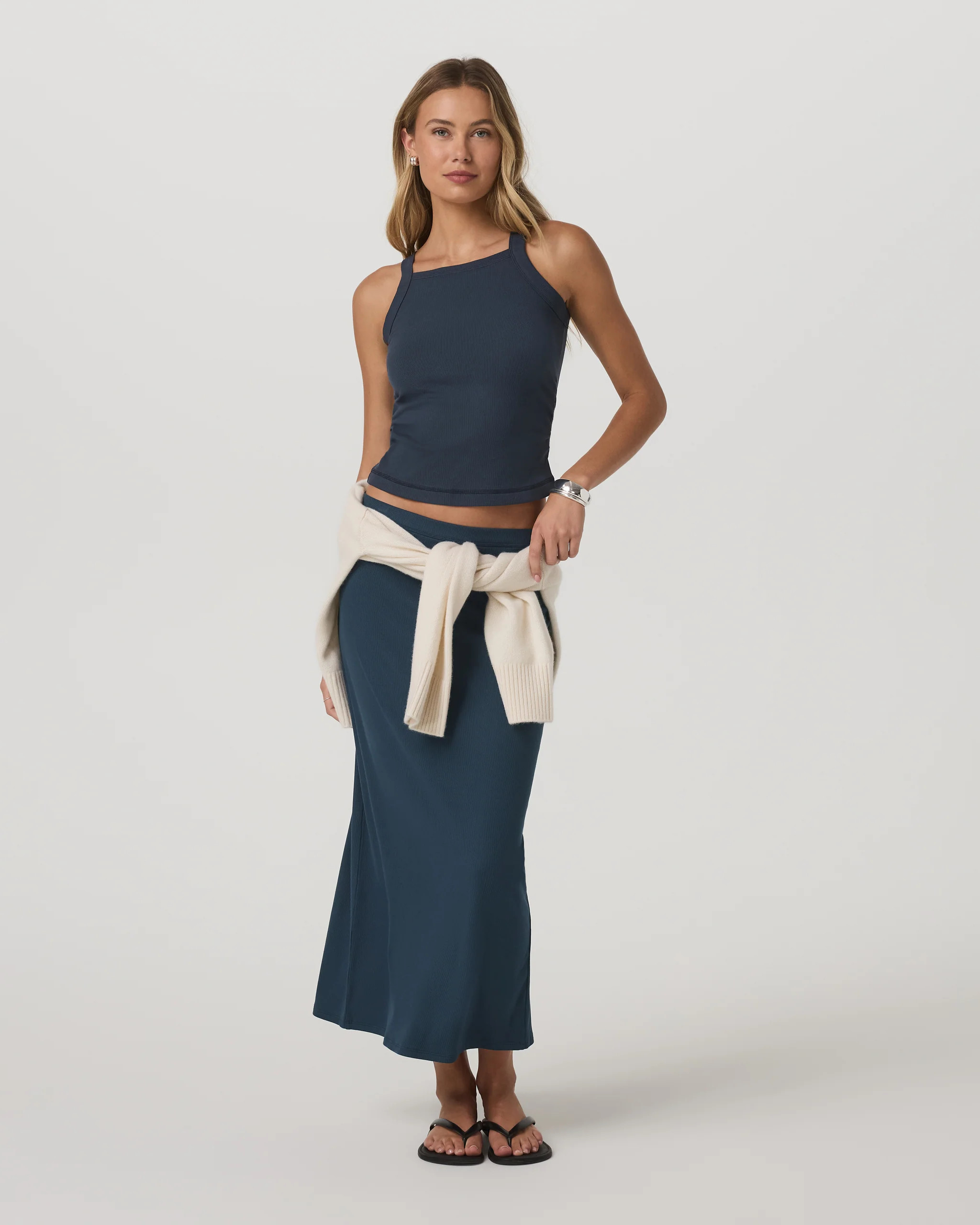 Pose Column Skirt | Vuori Clothing (US & Canada)