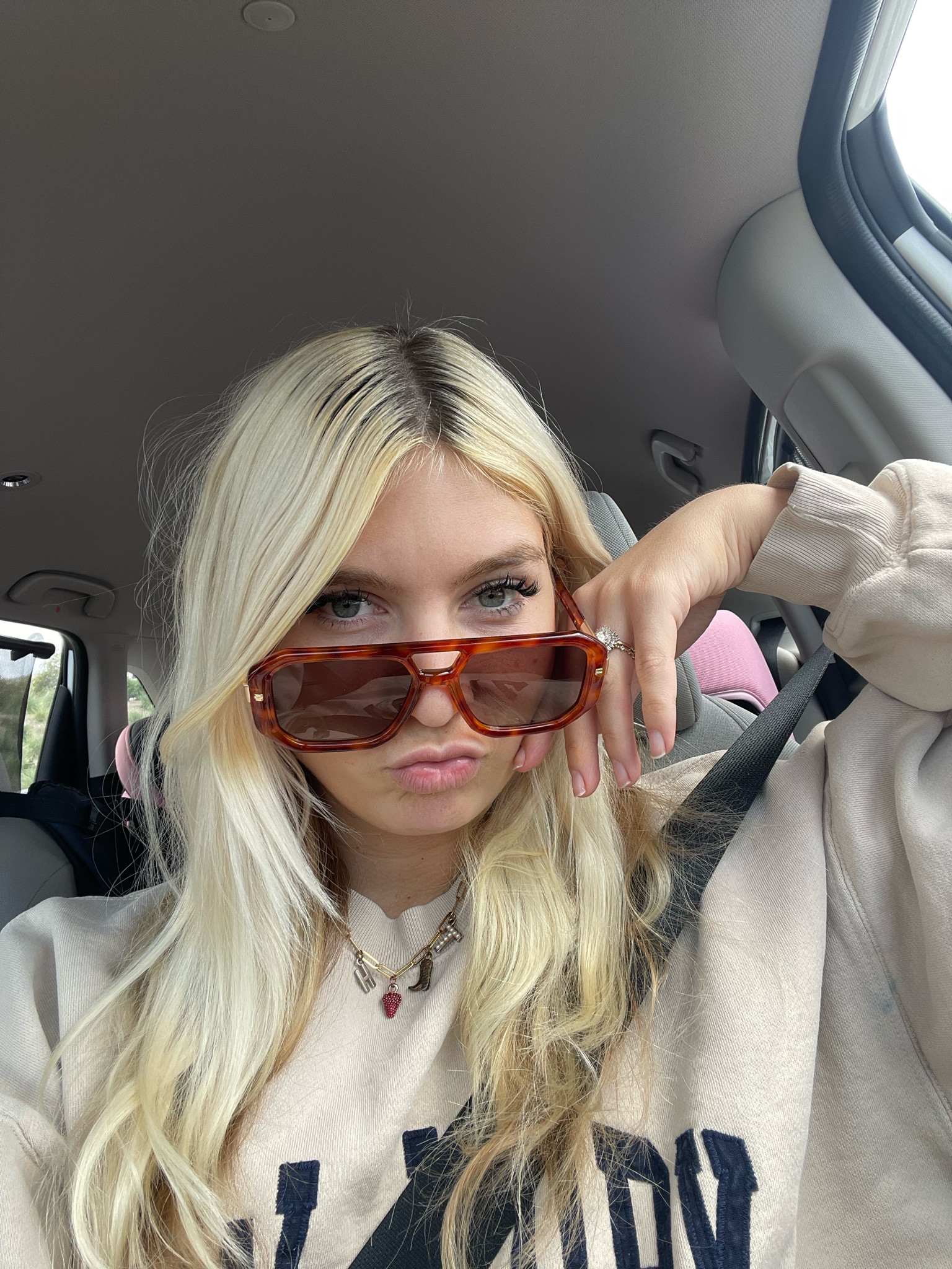 Amazon sunnies

#LTKfindsunder50 #LTKstyletip #LTKSeasonal