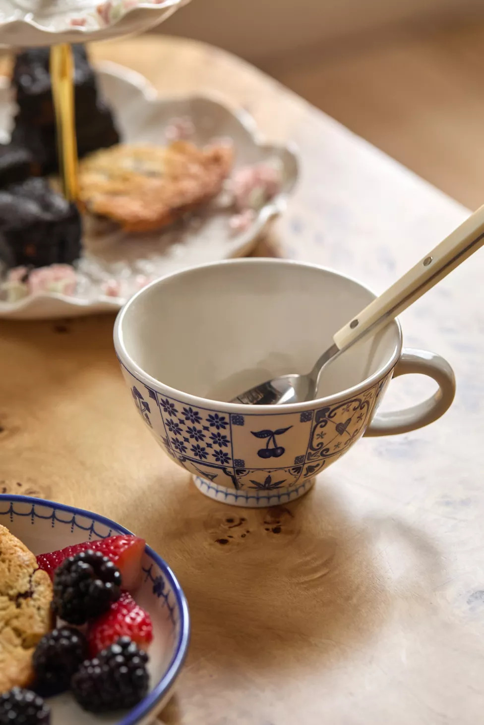 Amelie Teacup | Urban Outfitters (US and RoW)