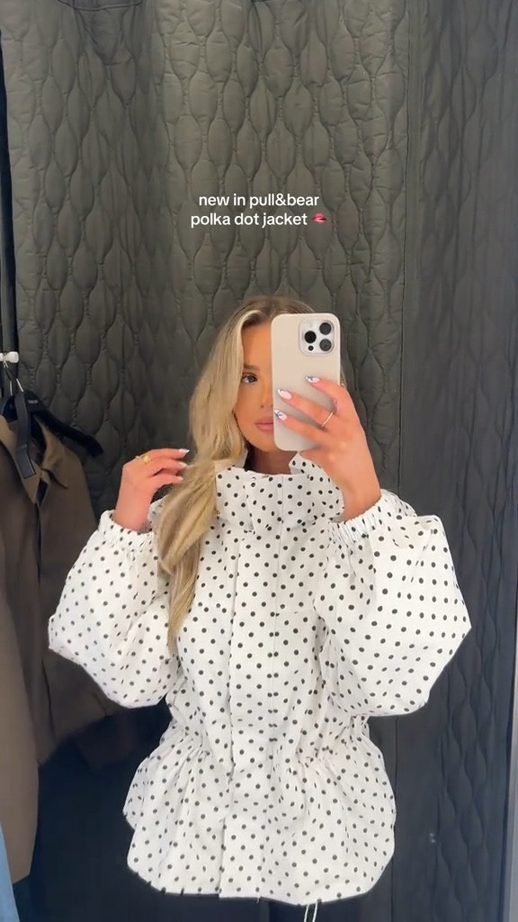 She’s perfect!! New in polka dot jacket from pull and bear ✨

#LTKuk #LTKstyletip #LTKspring