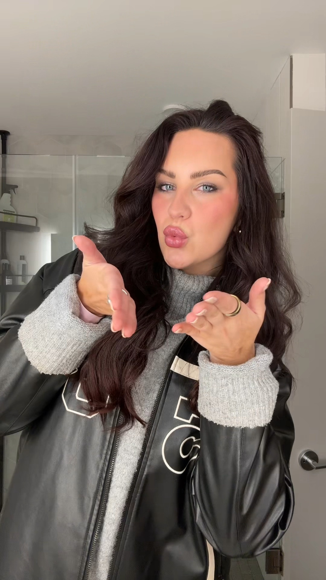Get ready with my to go out in nashville! Tried the new DAE dry texture spray and I loveeee it! 

#LTKBeauty #LTKgrwm #LTKValentine