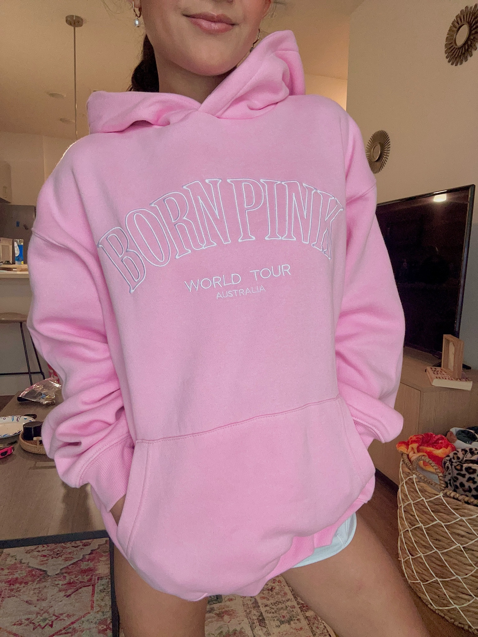 super cute hoodie size xs! 🌸