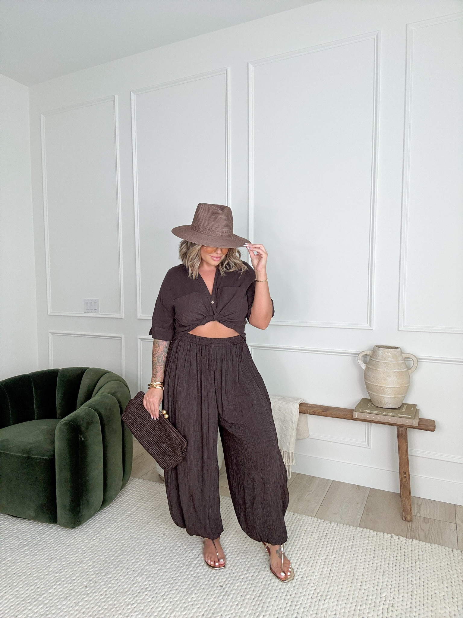 Top L 
Pants 12 
#zara #midsize #brown #Monochromatic #Linen 
