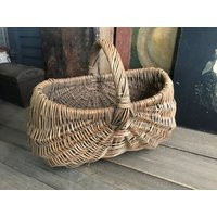 Rustic Wicker Basket, Antique Buttress Harvest, Market, Flower Gardening, Farmhouse, Table Centerpiece | Etsy (US)