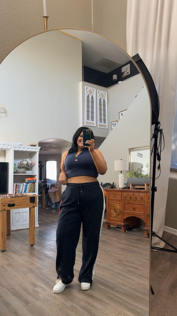 Wearing 18 in pants, typically a size 16. XL in top, typically a L/XL size up in the top. 

#LTKplussize #LTKfindsunder100 #LTKActive