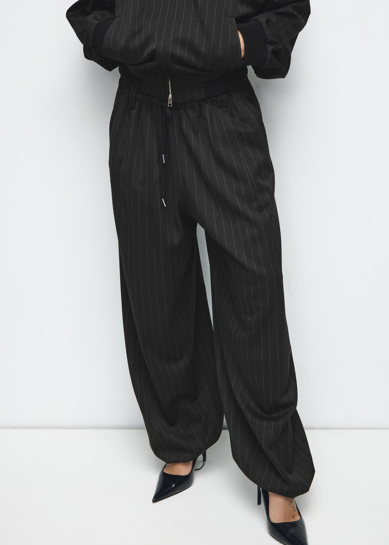 Pinstripe balloon trousers | MANGO (UK)