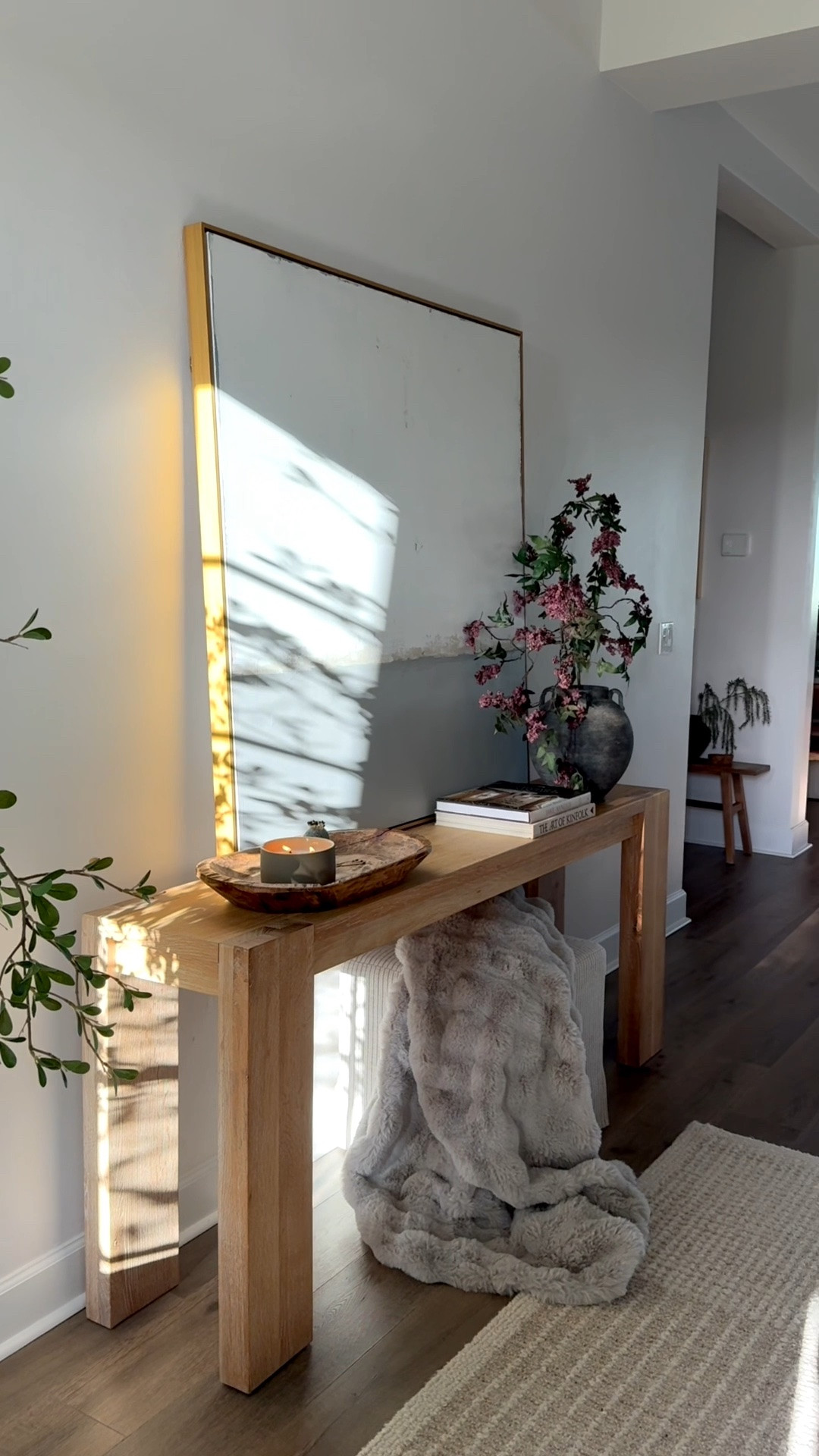 Early fall console table styling🤎 

Fall entryway, fall decor, entryway decor, autumn decor, cozy home


#entryway #fallfoyer #autumndecor #cozyhome #entrywaystyling #falldecor

#LTKSeasonal #LTKHome