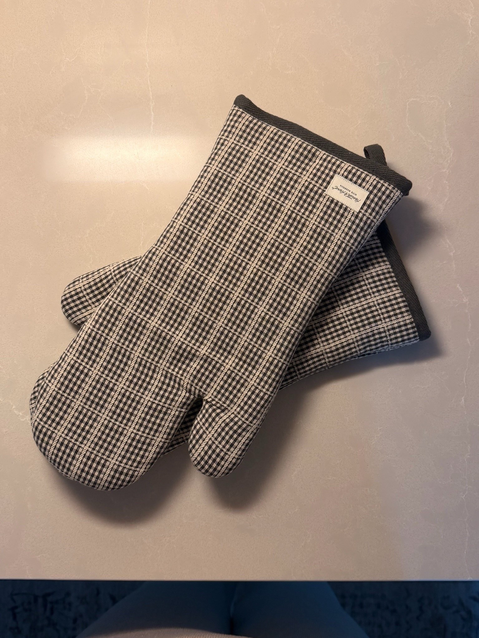 Obsessed with these oven mitts from Target!! 

#LTKHome #LTKfoodie