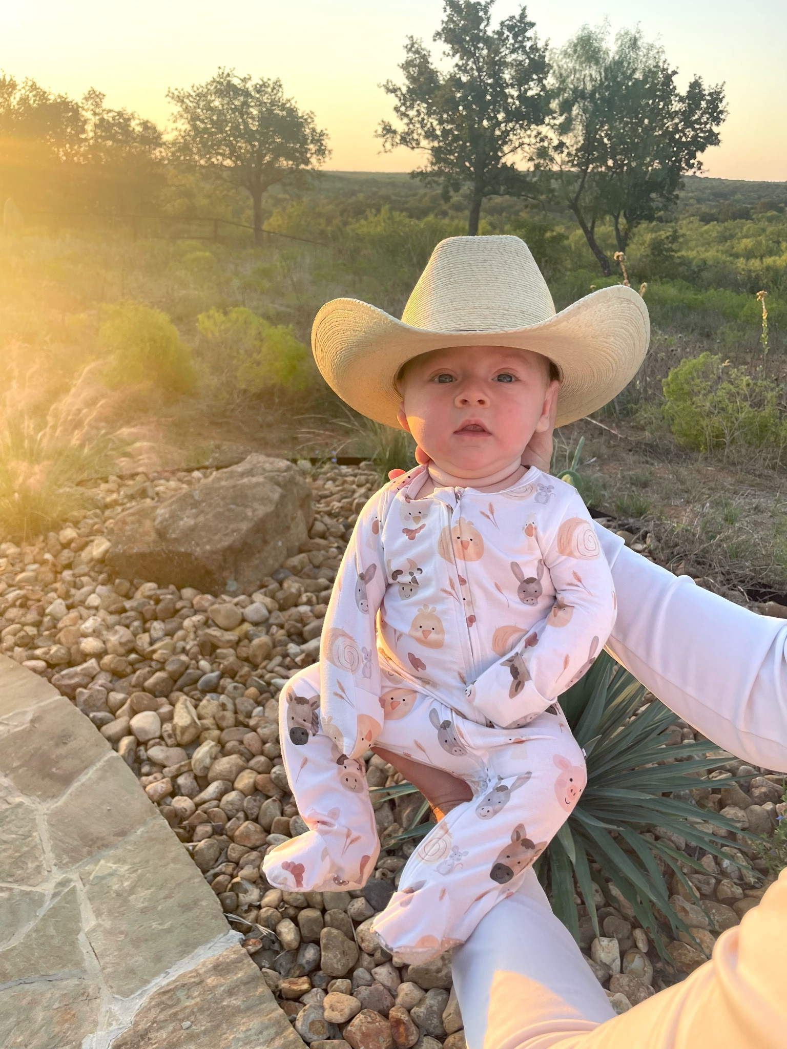 First ranch trip! Caden Lane jammies 🐷🐮🐴🐔

#LTKBaby #LTKBump #LTKKids