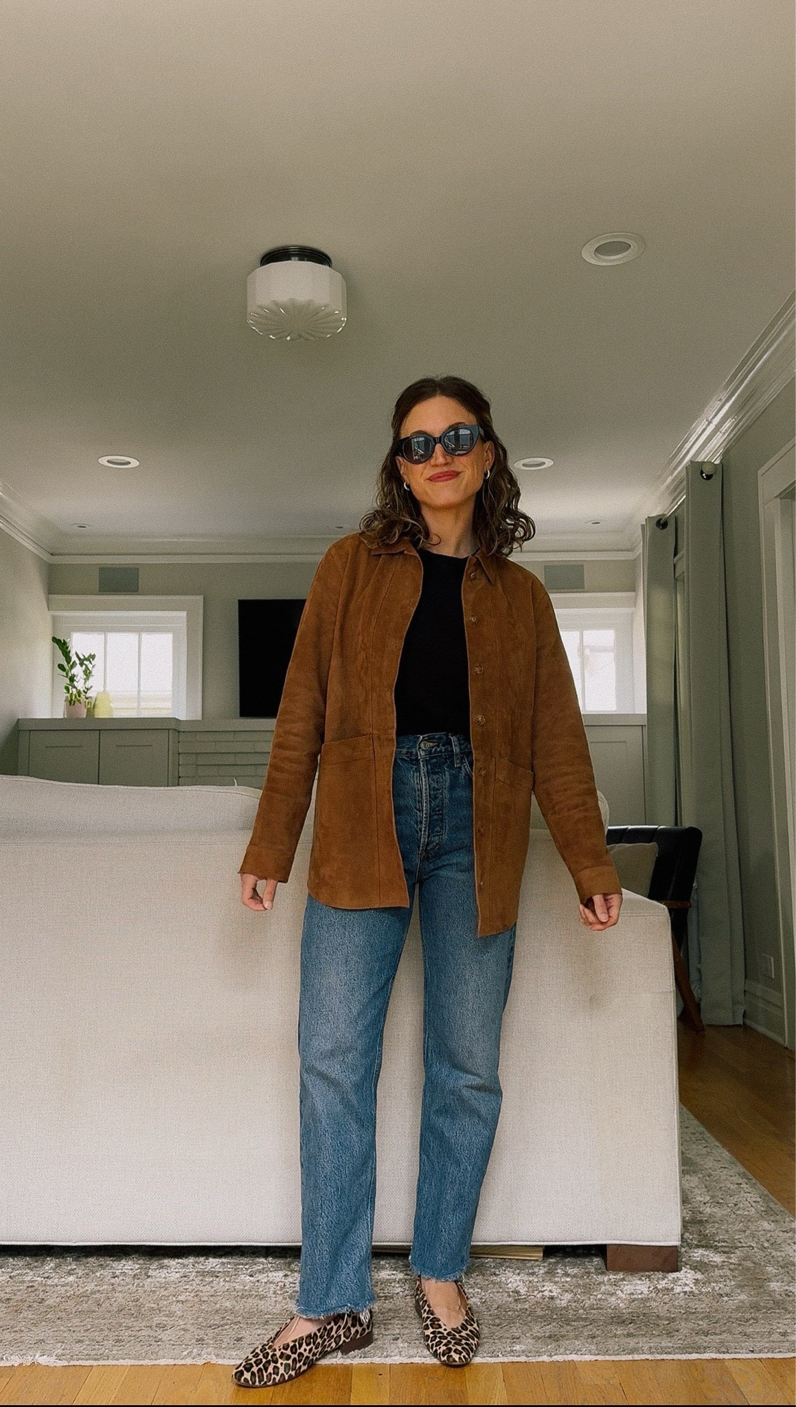 May Capsule Wardrobe // Day 5

Sèzane tee, S, I size up in these tees. Sèzane suede jacket, XS, consider sizing up - this runs small in the shoulders, Agolde denim, 25, TTS for a relaxed fit. Sèzane leopard print ballet flats. Quince sunglasses and earrings.

#LTKootd