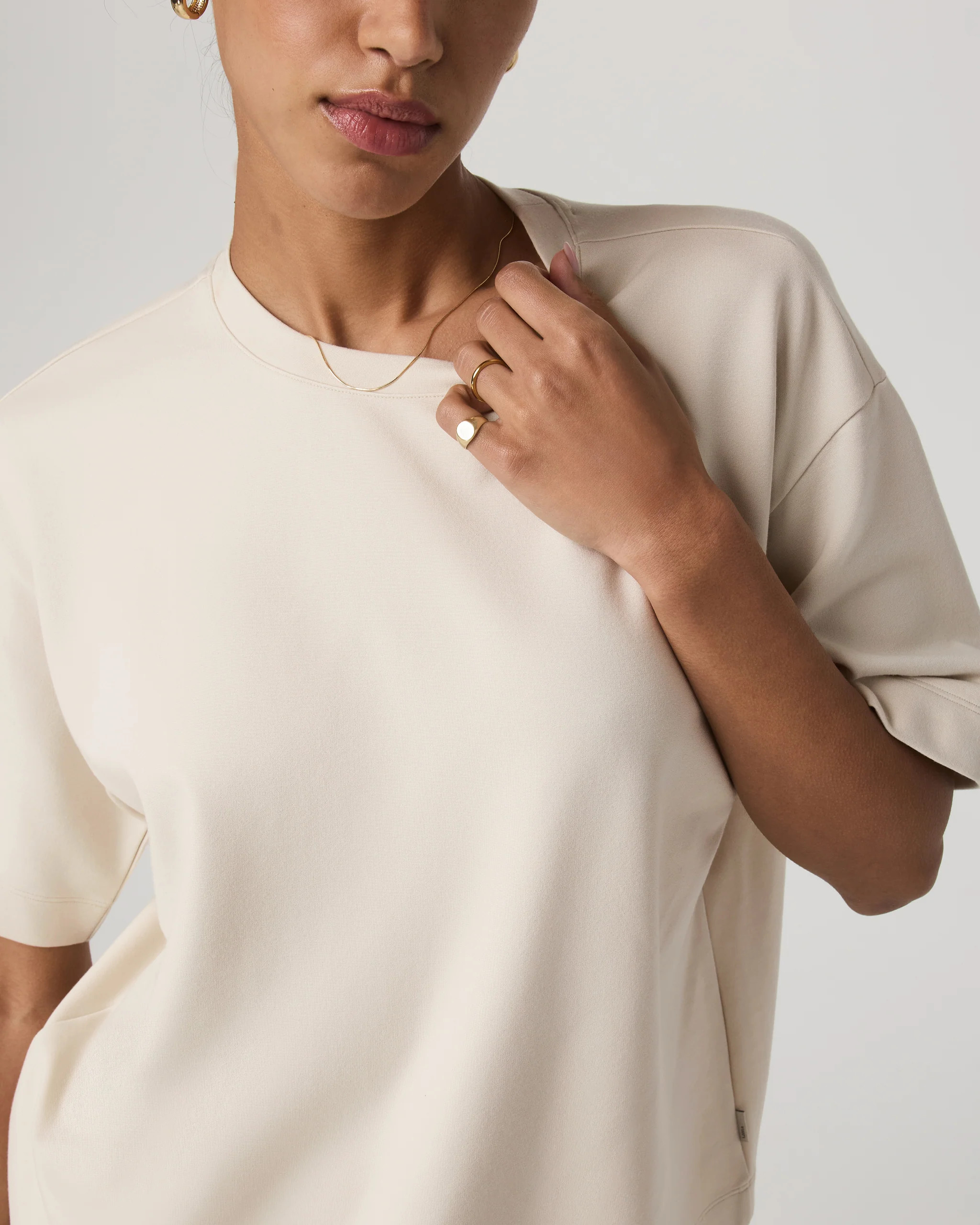 Short Sleeve Maven Oversized Tee | Vuori Clothing (US & Canada)