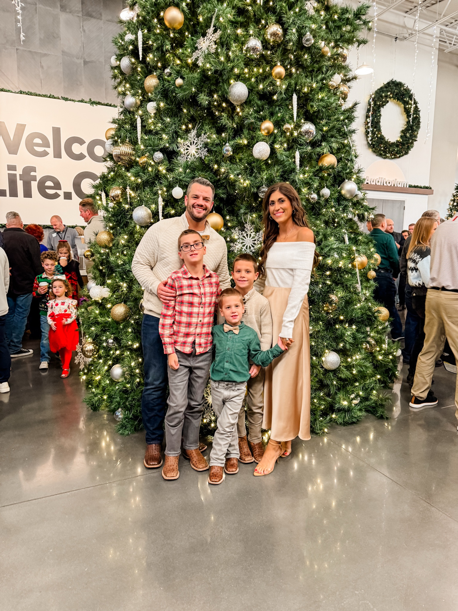 Merry Christmas Eve! My sweater & skirt are available in a ton of colors - nothing over $40! 🎄

#LTKTall #LTKFindsUnder50 #LTKHoliday