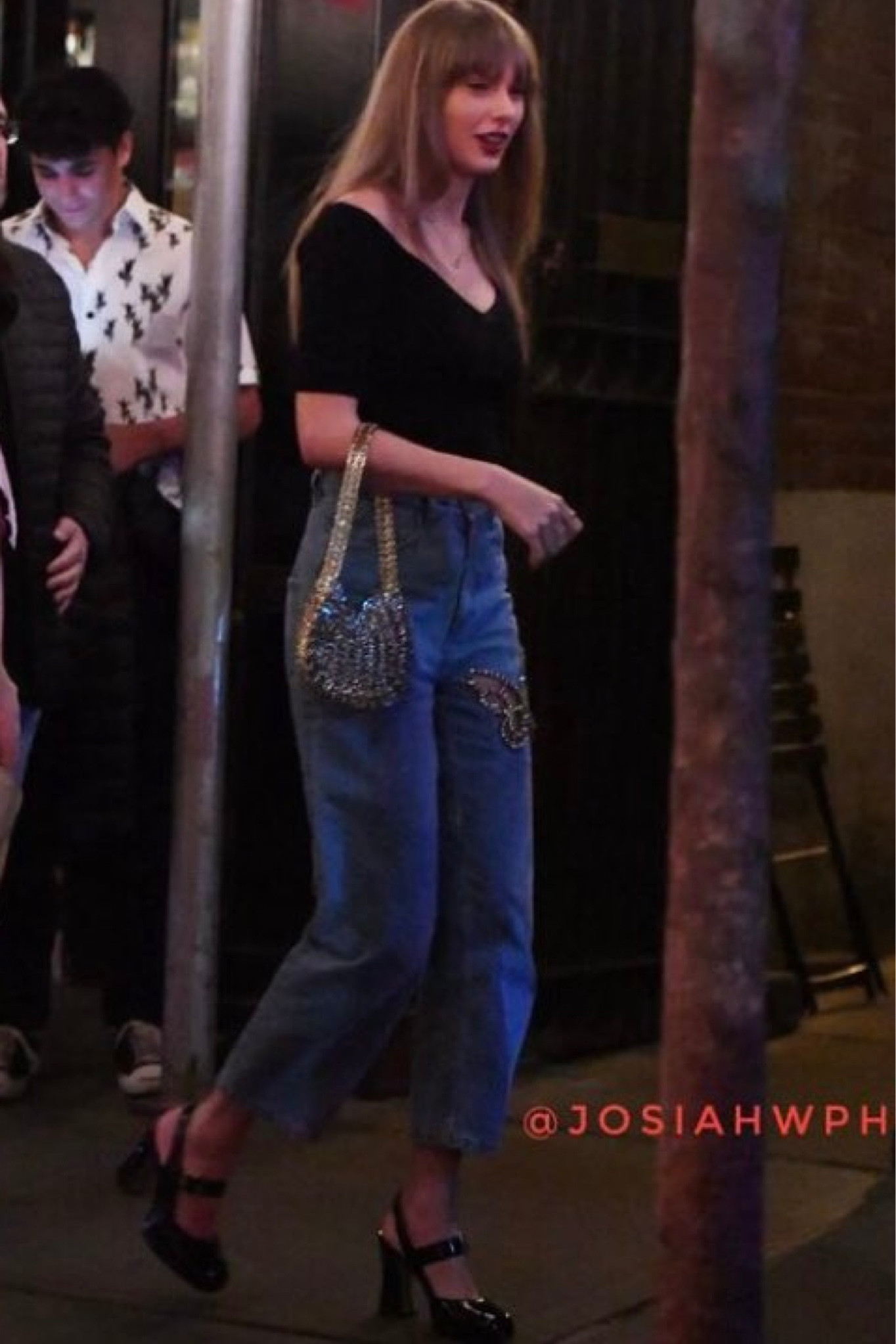 Taylor’s bag and shoes (only $140!)

#LTKstyletip #LTKshoecrush #LTKitbag
