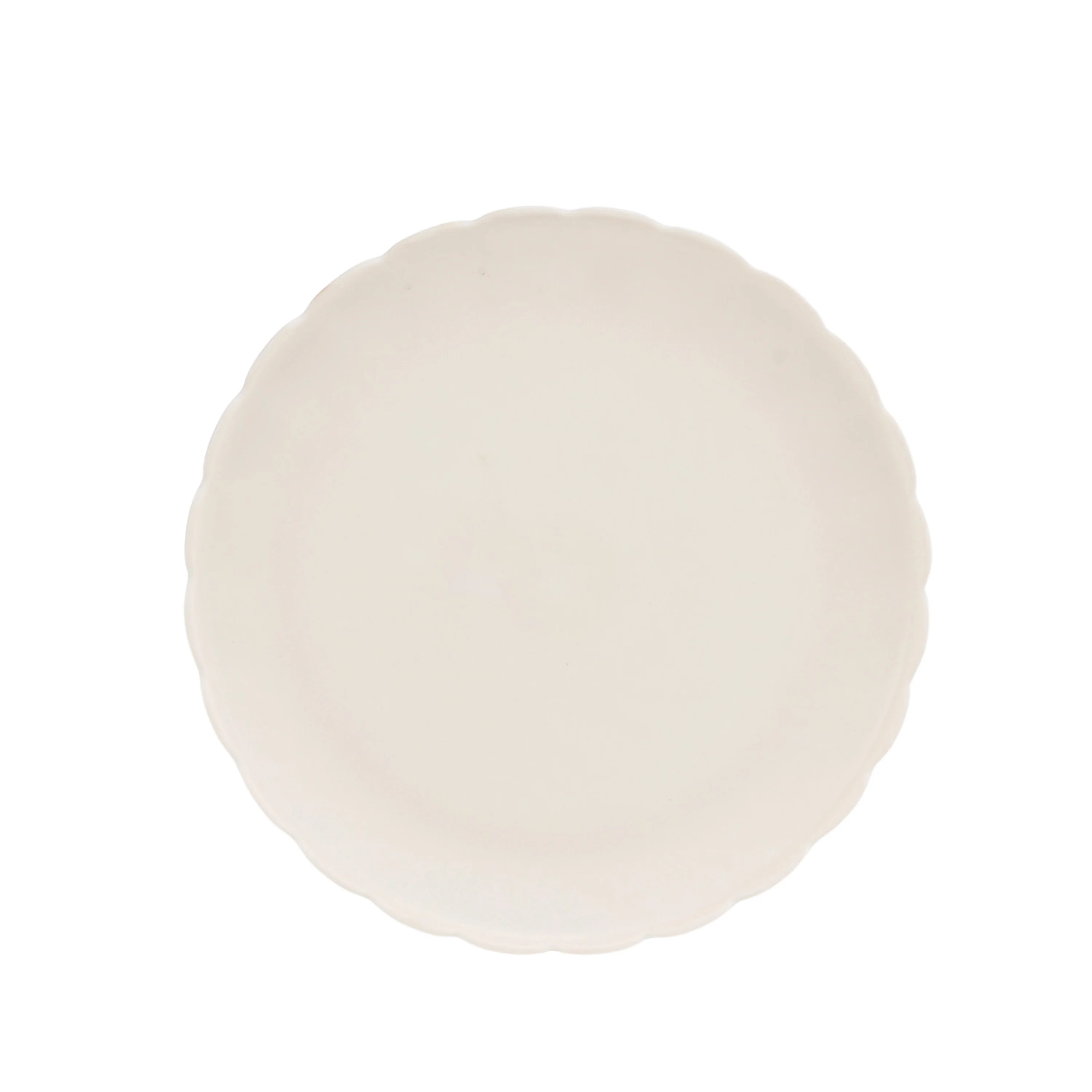Mainstays - Cream Round Plastic Plate, Scalloped, 10.5-inch | Walmart (US)