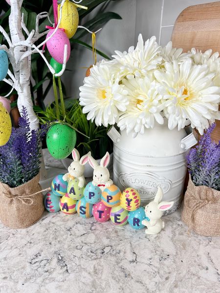 Faux Daisies in a Metal Bucket and some Easter Bunnies make a pretty Easter Decor and Spring Decor! #home #amazon #amazonhome #founditonamazon #springdecor #easterdecor #daisy #daisies #eggornaments #easteregg #springdecor #easterdecor 