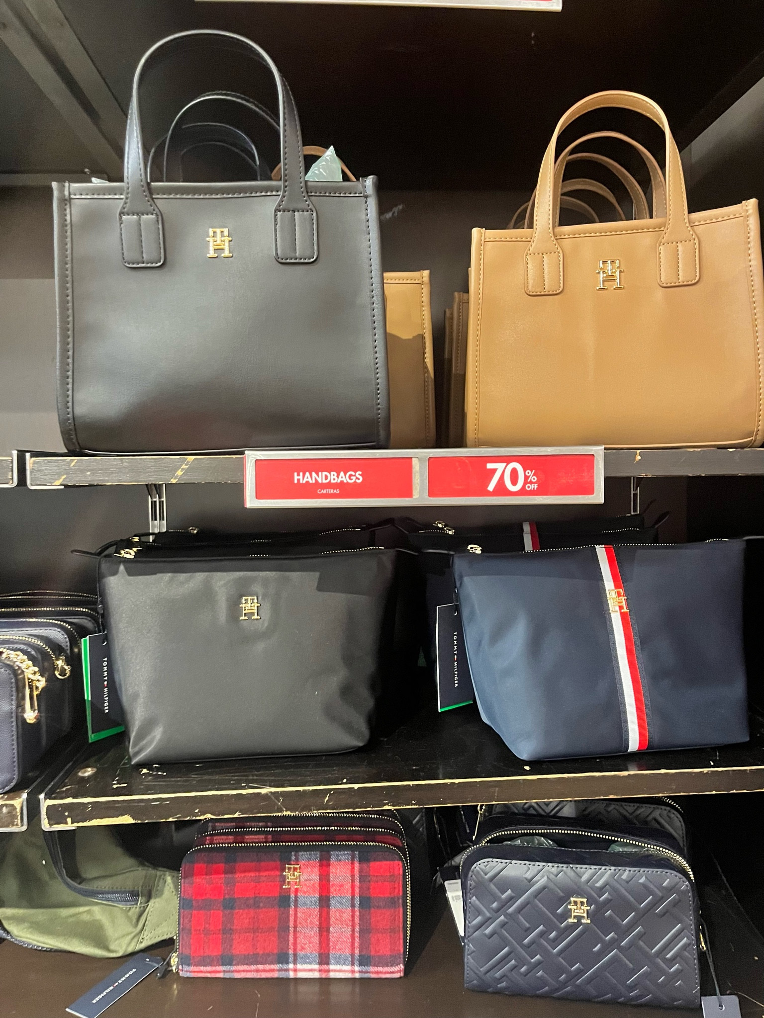 Took a trip to the Tommy Hilfiger store today! Listed some similar bags here!

Ltkfindsunder100 / ltkfindsunder50 / LTKstyletip / LTKsalealert / LTKworkwear / LTKGiftGuide / Tommy Hilfiger / Tommy Hilfiger bag / Tommy hilfiger handbag / contemporary bag / tote bag / crossbody bag / top handle bag / wallet / card holders / coin purse / card holder / black crossbody bag / tan crossbody bag / sale / sale alert 

#LTKItBag #LTKHoliday #LTKSeasonal