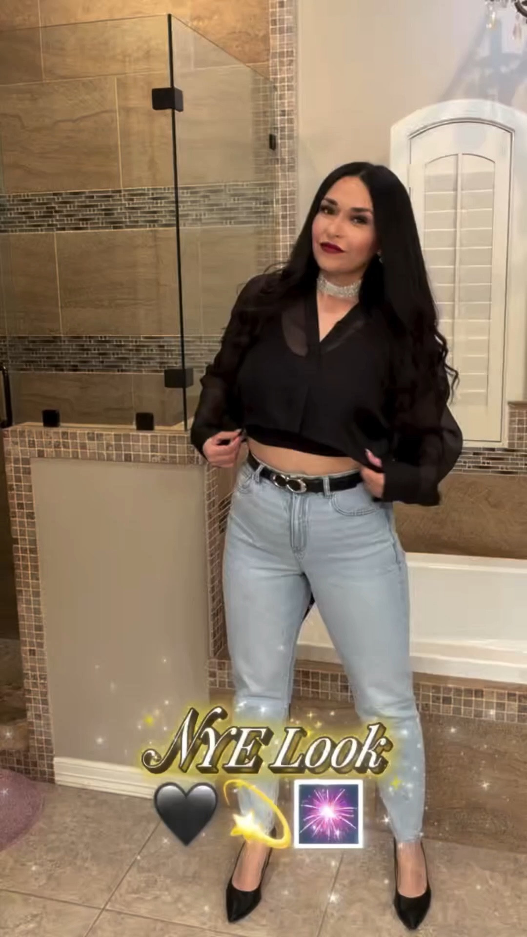 Last outfit of 2025 🖤✨🎆

Top & Cami 🖤Express 
Necklace & Earrings 💫 Express
Jeans👖Last outfit of 2025 🖤✨🎆

#outfit #outfitinspo #outfitideas #outfitoftheday #chicoutfit

#LTKTall #LTKU #LTKBeauty