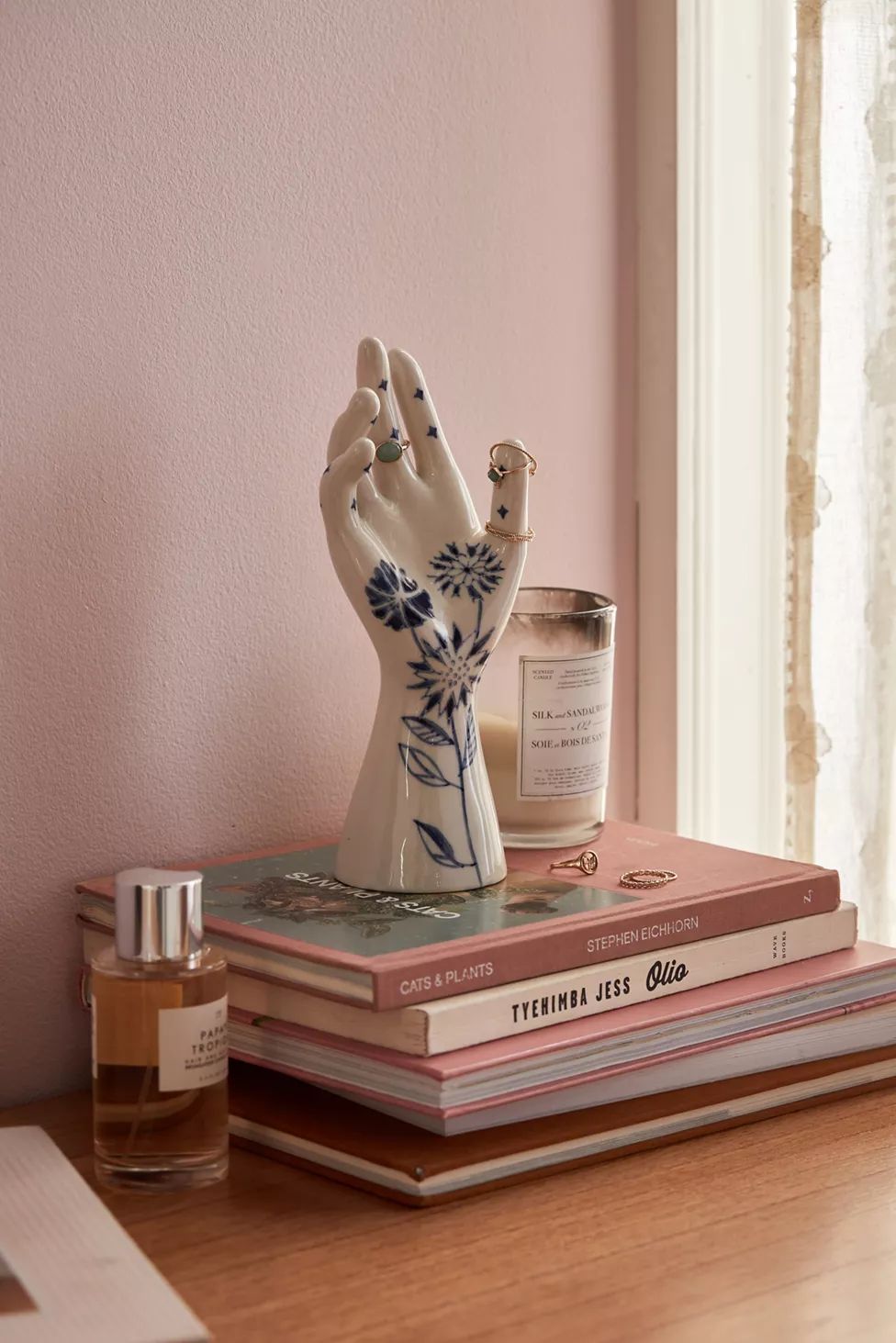 Diana Hand Ring Holder | Urban Outfitters (US and RoW)