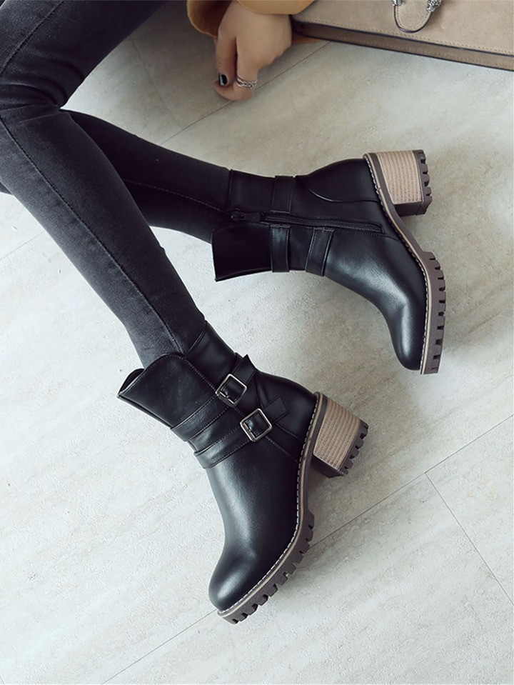 Buckle Detail Chunky Heeled Boots | SHEIN