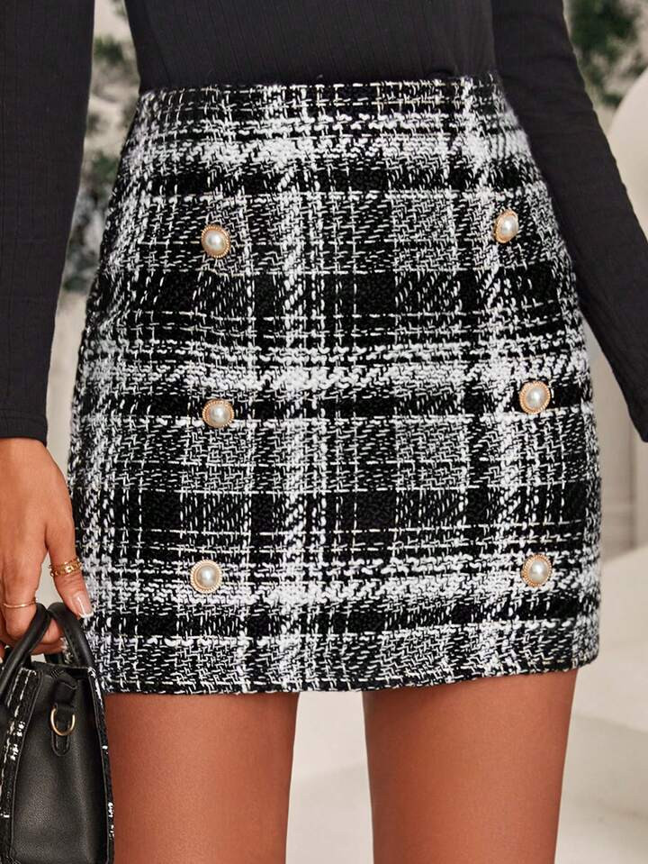 SHEIN Clasi Plaid Pattern Fake Button Tweed Skirt | SHEIN