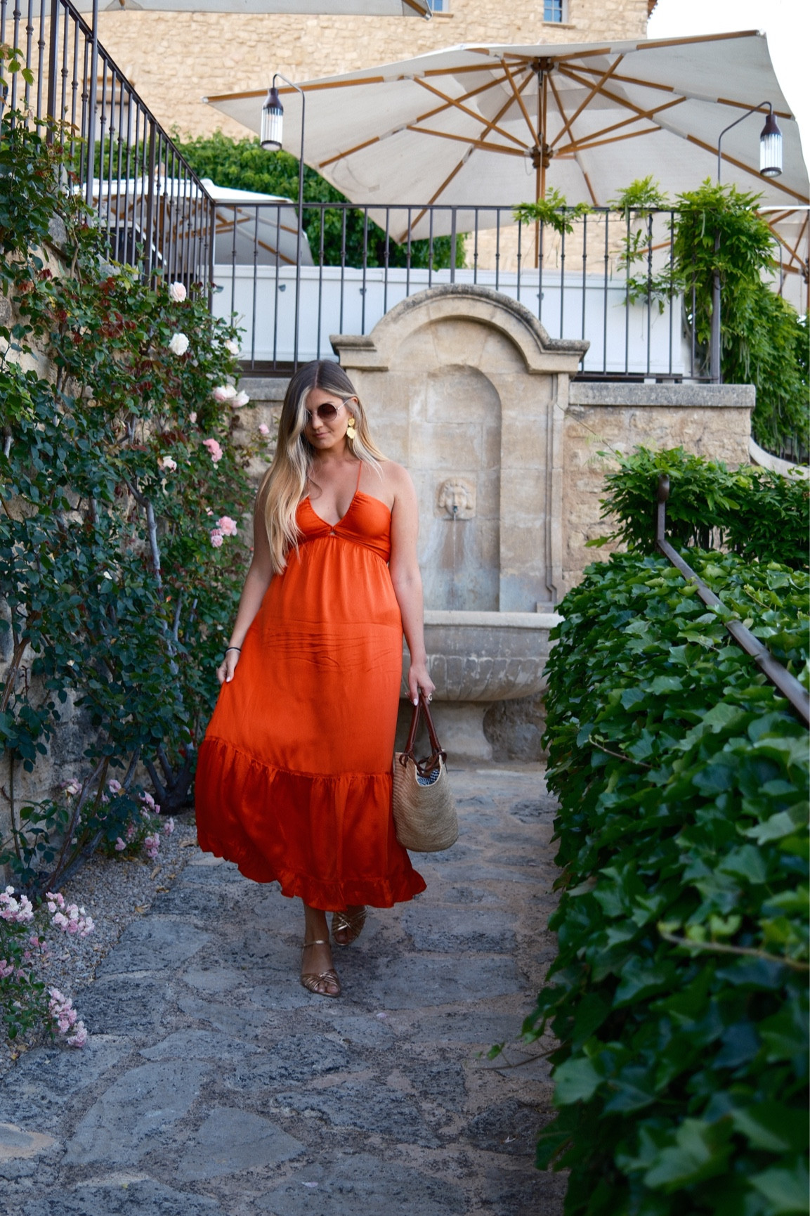 orange dress 🧡