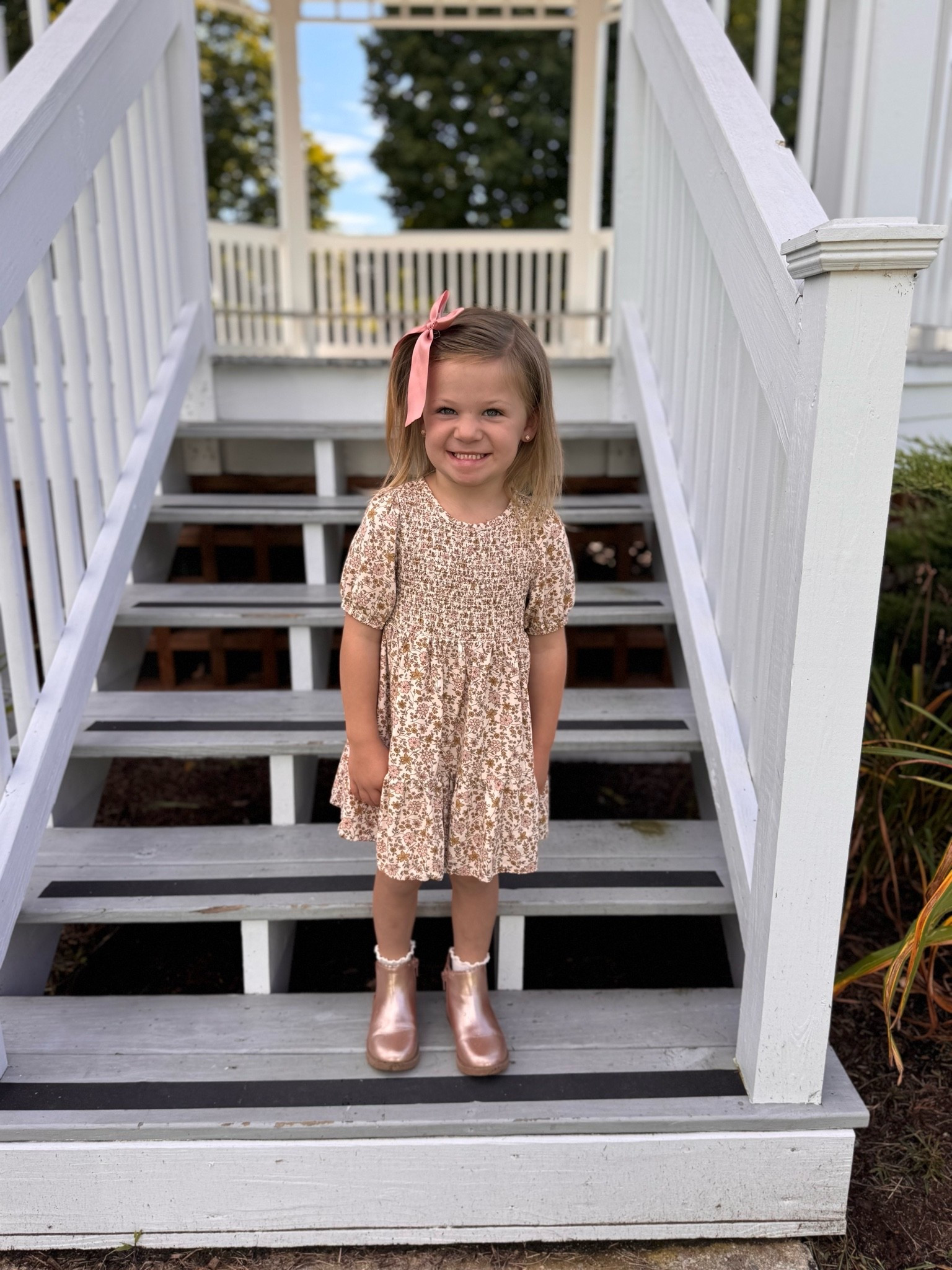 Fall outfits, kids fall outfits, toddler fall outfits, family pictures outfits, family photos outfits, toddler dress, Target, Old Navy 

#falloutfits #kidsfalloutfit #familypictureoutfits #target #oldnavy

#LTKKids