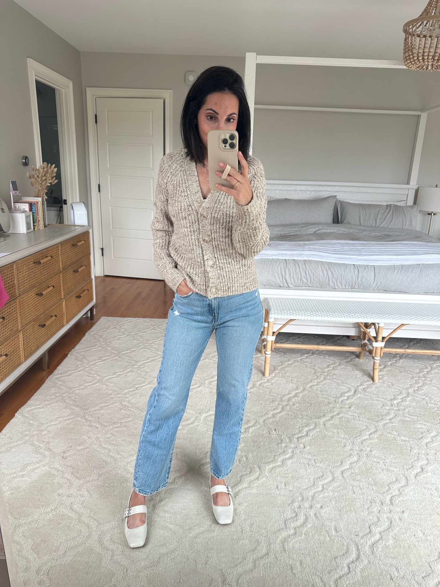 Xxs in sweater 
24 in jeans 
Shoes tts 


#LTKstyletip #LTKworkwear #LTKsalealert