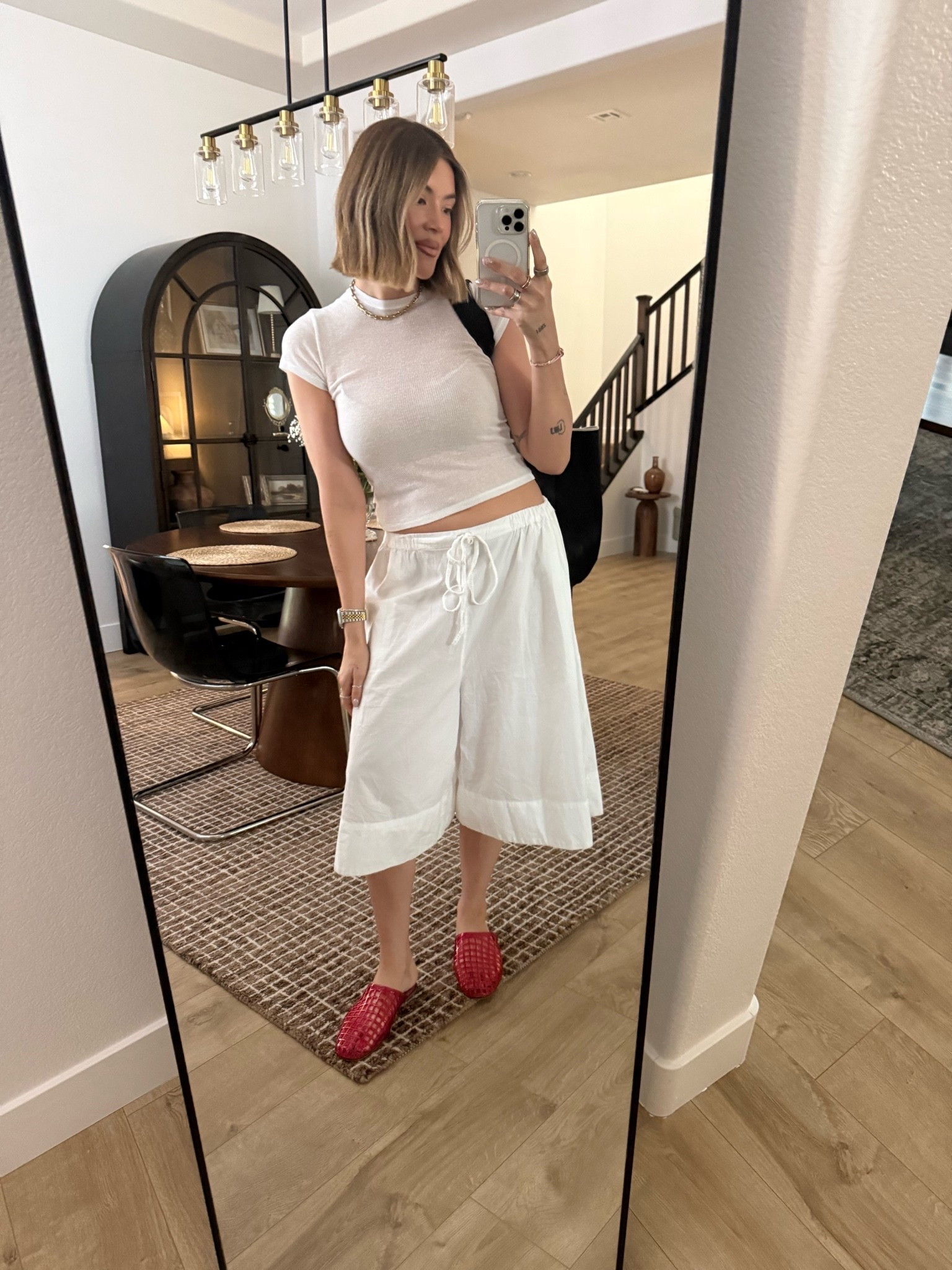 Monochromatic with a little pop 🔥

#LTKootd #LTKmomlife #LTKgrwm