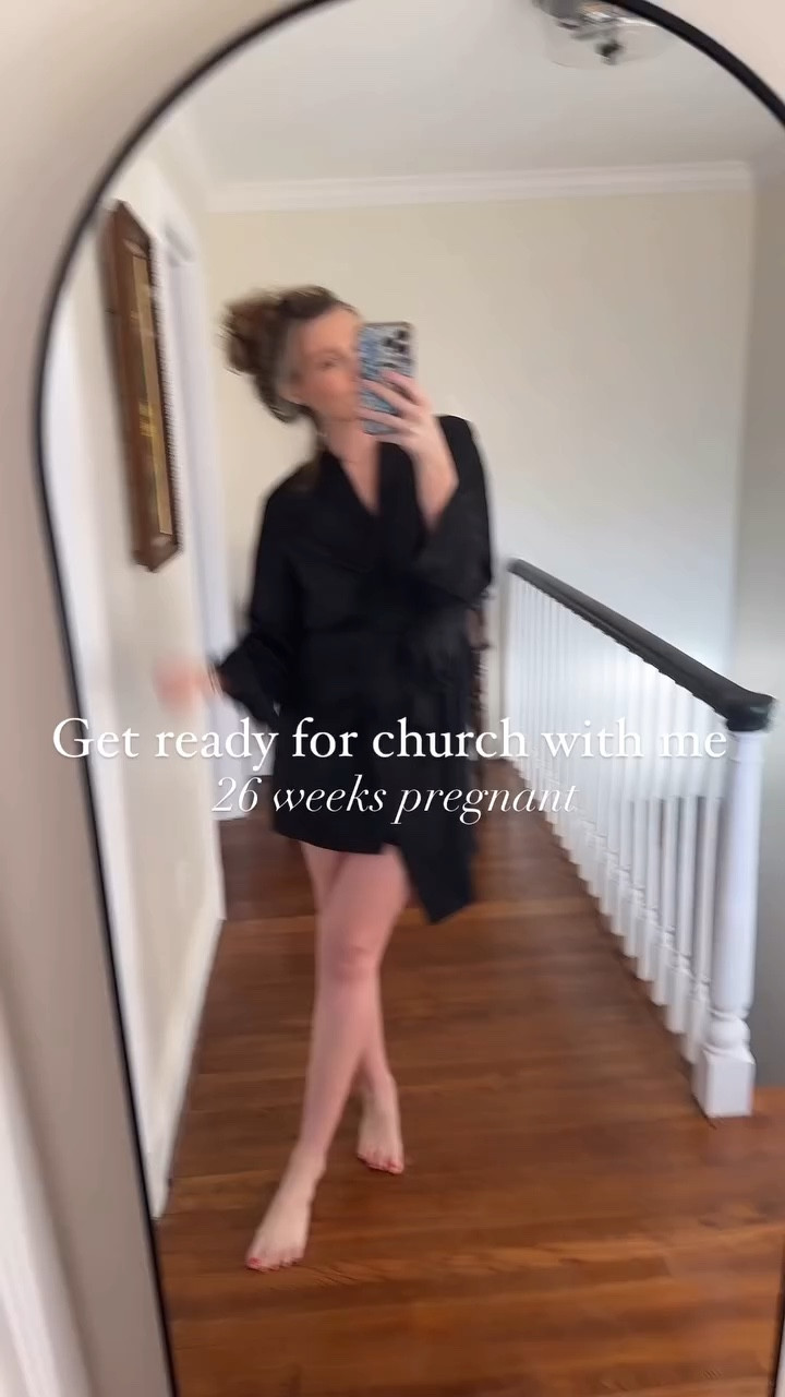 Church fit check ✨🤍 
•
•
•
•#sundayoutfit #pregnant #firstpregnancy #firsttimemom #pregnantoutfit #churchfit #maternityfashion