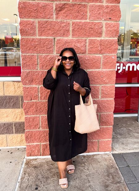 My weekend uniform! This crepe black shirt dress from H&M and these sandals are all I need to run my errands! 

Easy look / lounge / weekends / vacation / resort / workwear / casual outfits / Shirtdress 

#LTKunder50 #LTKcurves #LTKstyletip