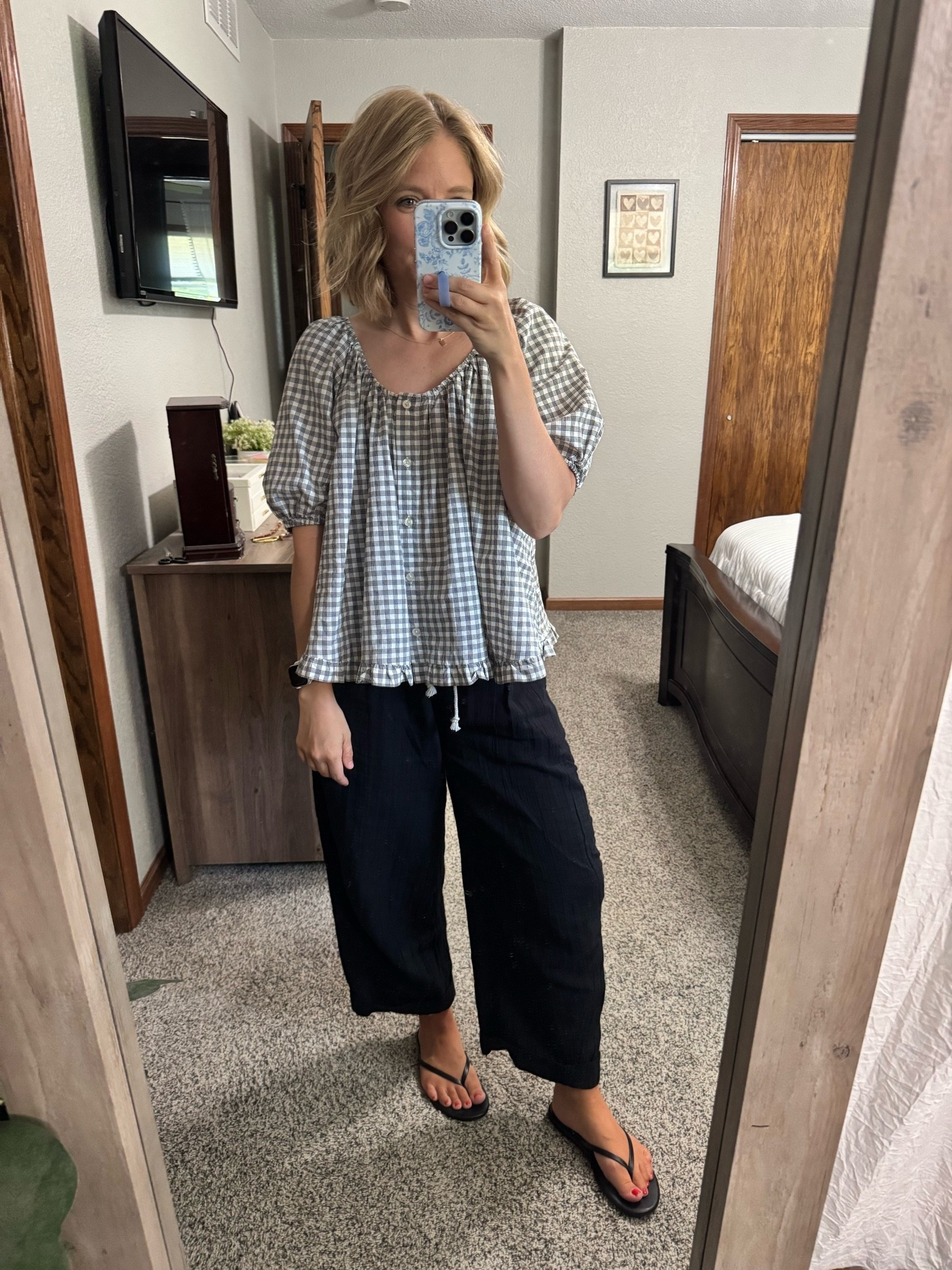 Wearing a small in the top and a small petite in the pants!

#LTKootd