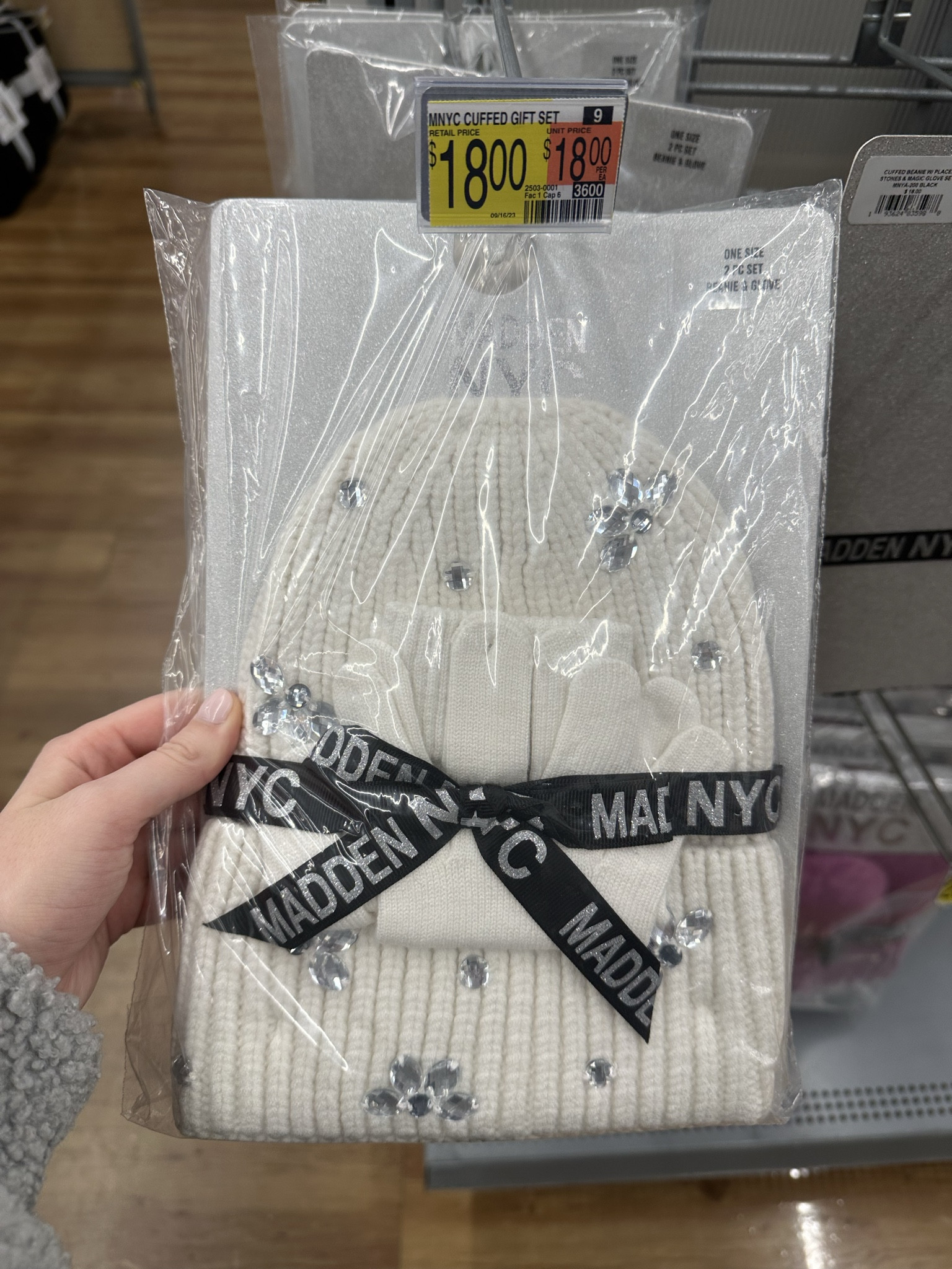 Walmart Madden beanie and other beanies

#LTKfindsunder50 #LTKVideo #LTKsalealert