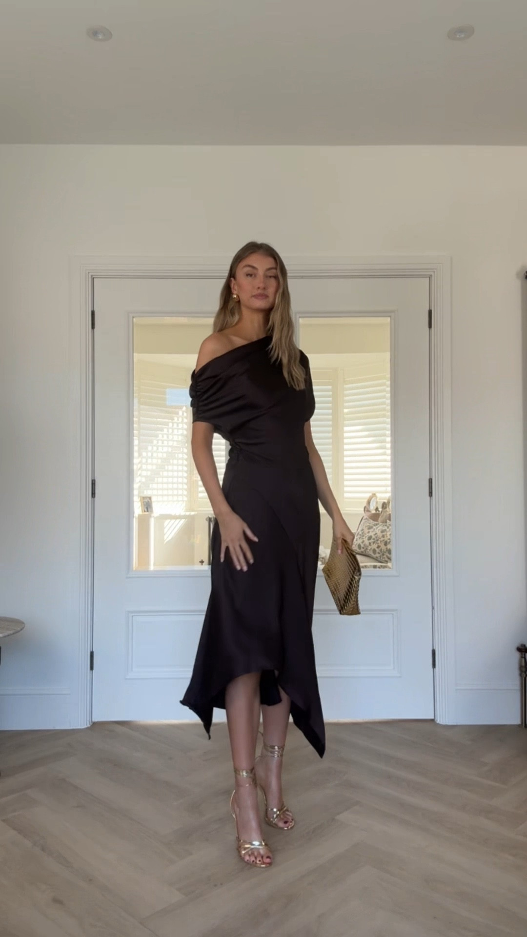 Obsessed with this Mango dress!! Perfect for sooo many occasions 🍇