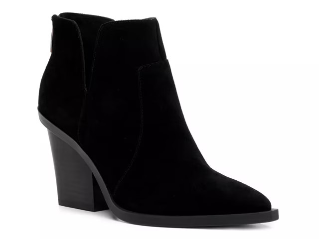 Vince Camuto Gwelona Bootie | DSW