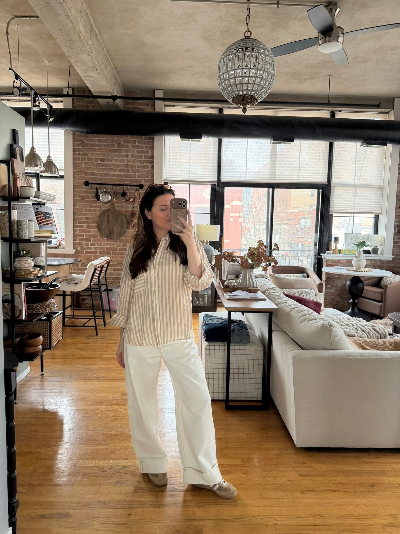 Mama OOTD - my @abercrombie denim is BOGO 50% off! 

#LTKootd