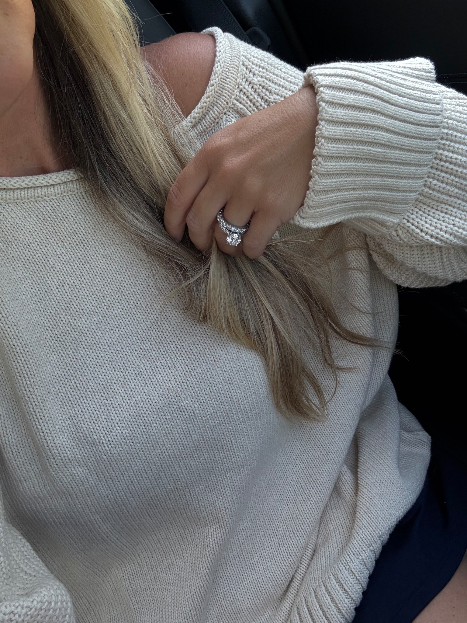 These sweaterssss! 🔥 
Got these in the cream + black/white. 
100% ordering every color 👌🏼

#LTKSaleAlert #LTKStyleTip #LTKSeasonal