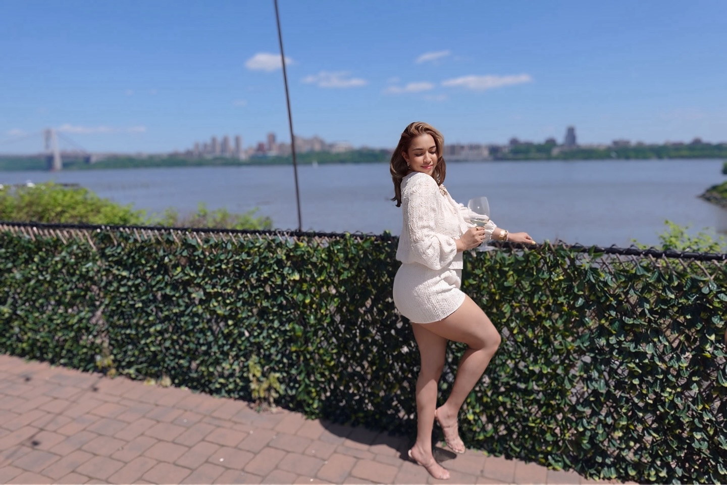 “Disfrutando cada momento de esta etapa tan bonita de la vida… 
La ropa es de SHEIN y los códigos están en el reel anterior!”
#SHEIN #SHEINstyle #OutfitDelDía #LookSHEIN #FashionInspo #EstiloConSHEIN #ModaFemenina #RopaBonita #OutfitInspo #EstiloDiario #LooksConEstilo #lifemoments

#LTKBeauty #LTKStyleTip #LTKFindsUnder100