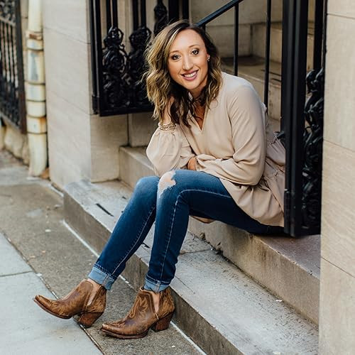 Kelsey Brantley | Amazon (US)